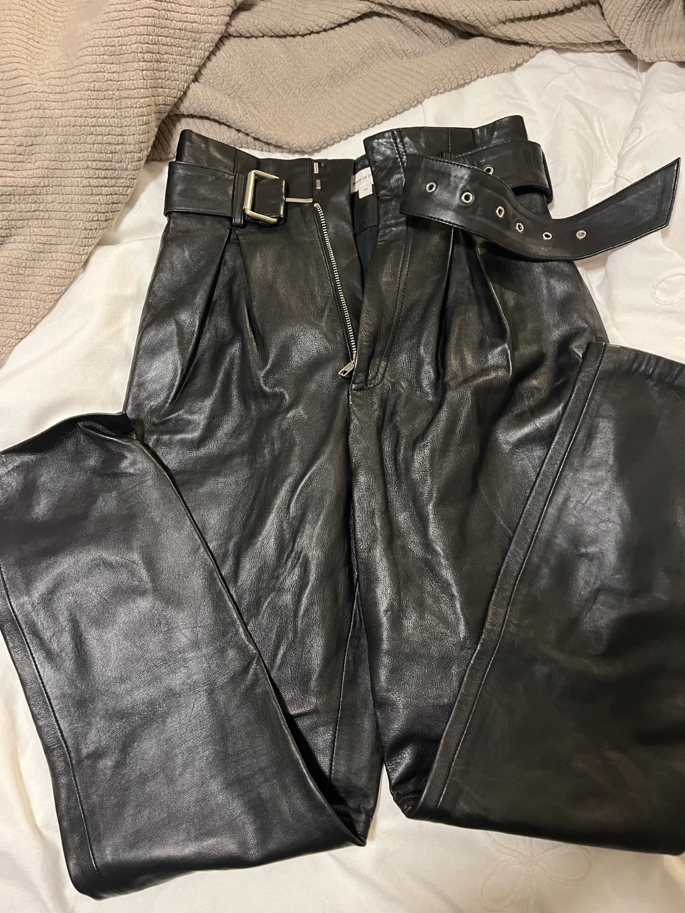 Women’s Song of Style genuine leather pants